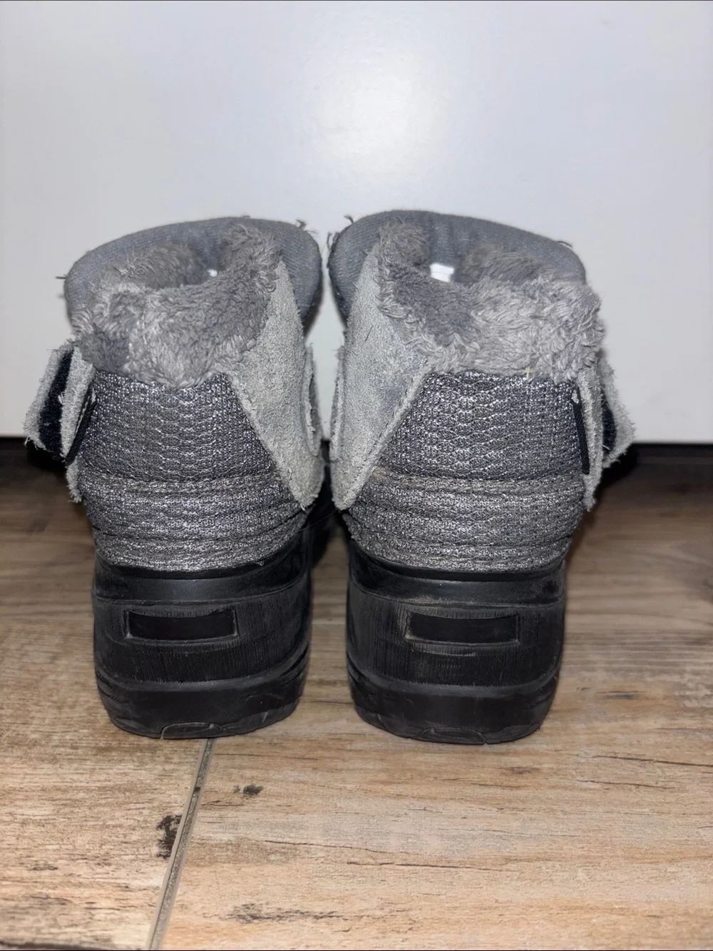 North Face Alpenglow II Waterproof Winter Snow Boots Unisex Toddler Size 9 Gray